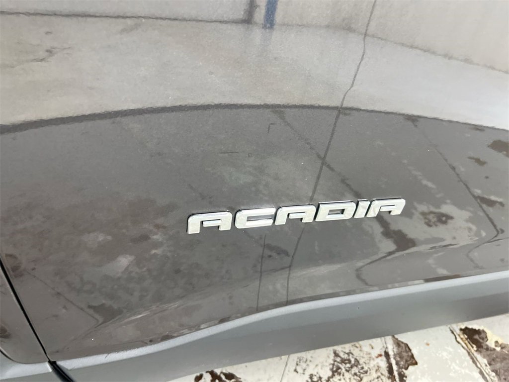 Used 2018 GMC Acadia SLT image 28