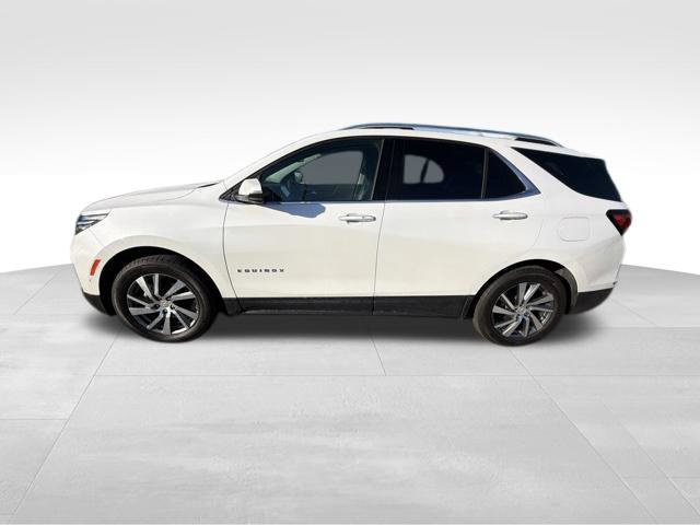 Used 2024 Chevrolet Equinox Premier AWD/4WD image 3