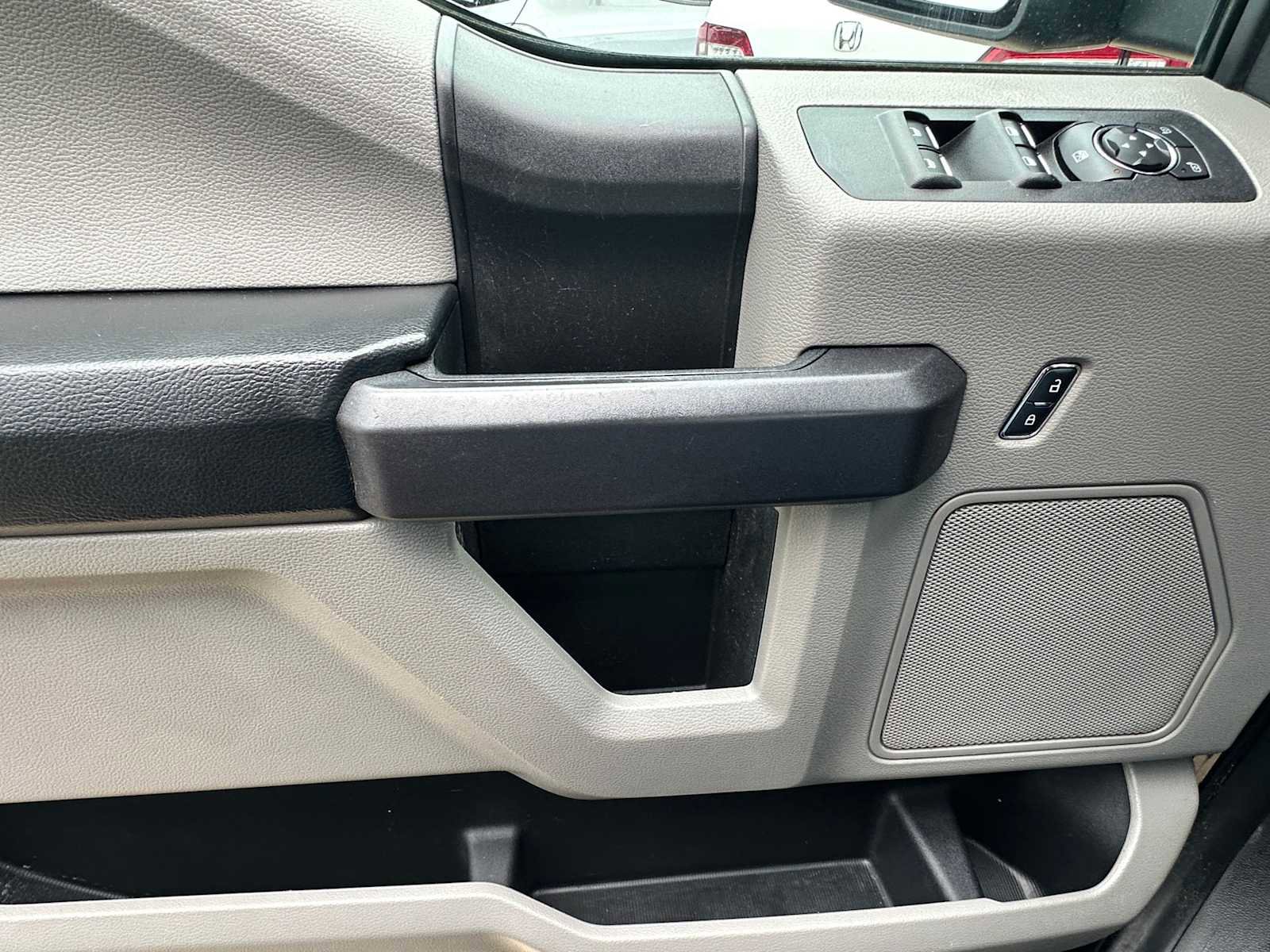 Used 2017 Ford F150 XL w/ Equipment Group 101A Mid image 16