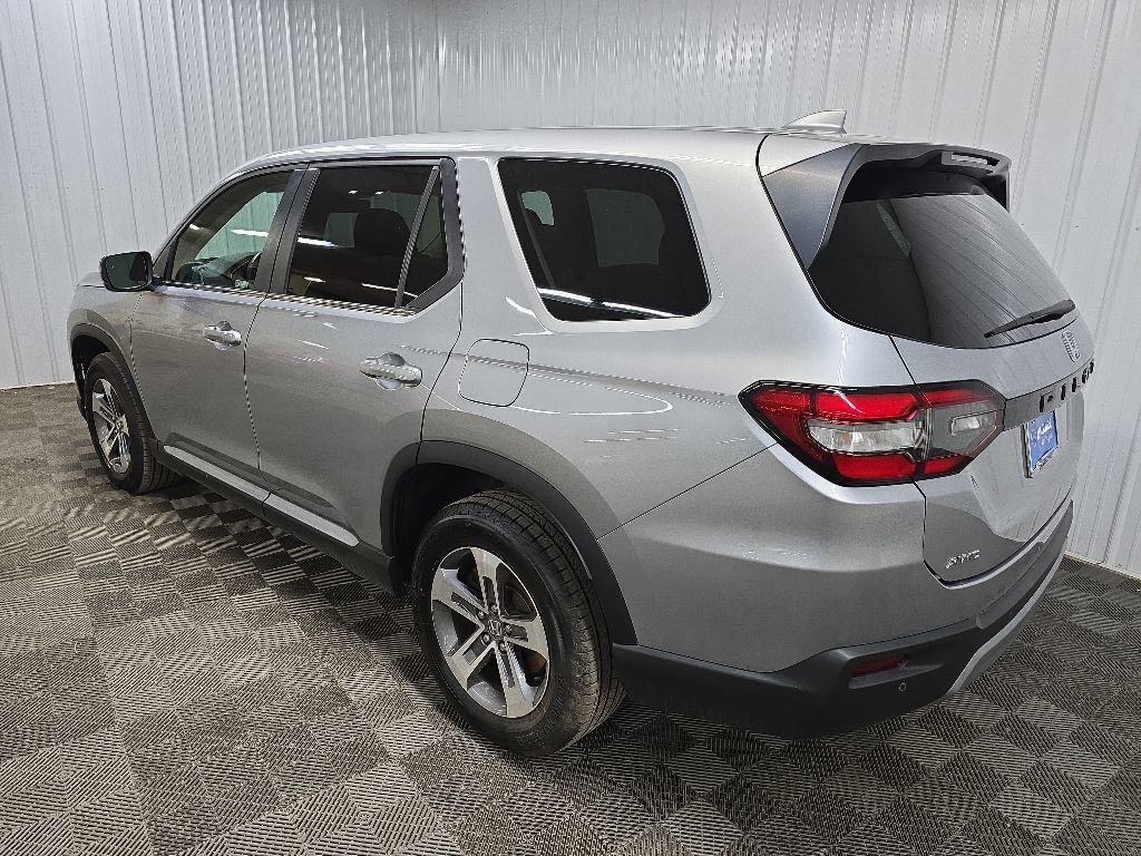 Used 2023 Honda Pilot EX-L image 9