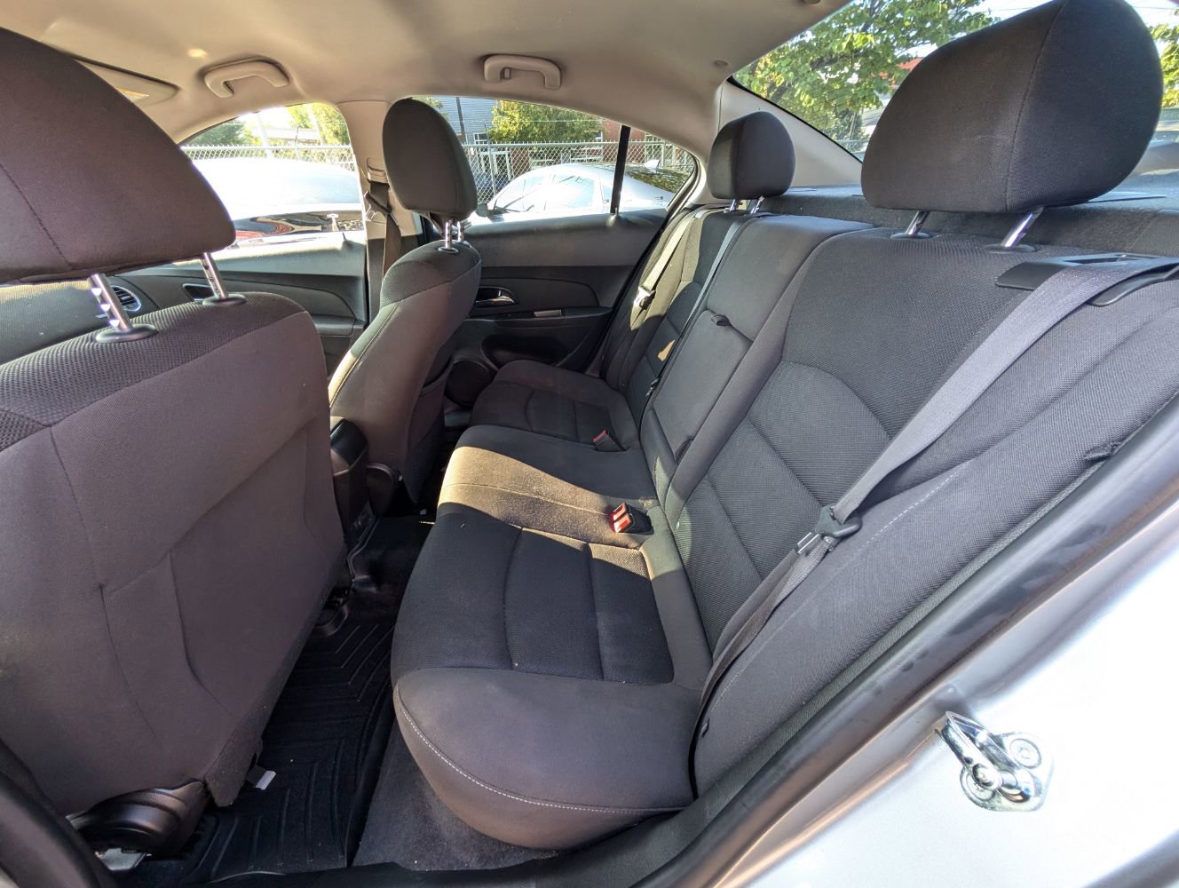 Used 2016 Chevrolet Cruze LT image 17