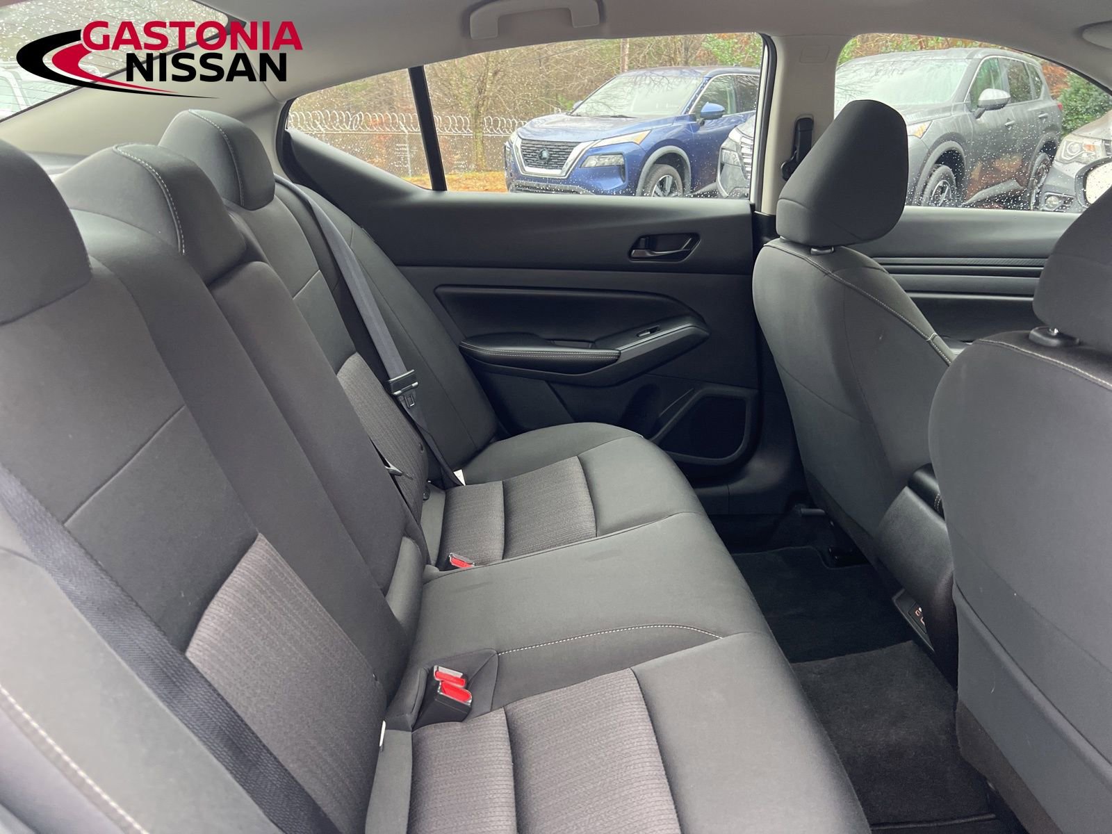 Used 2024 Nissan Altima 2.5 SV image 29