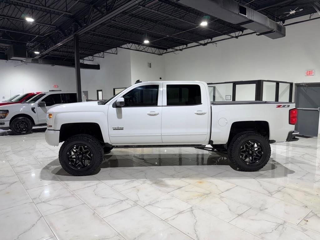 Used 2018 Chevrolet Silverado 1500 LT w/ Texas Edition AWD/4WD image 7