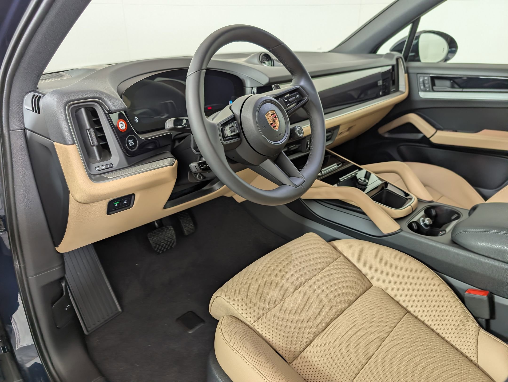 New 2026 Porsche Cayenne E-Hybrid image 4