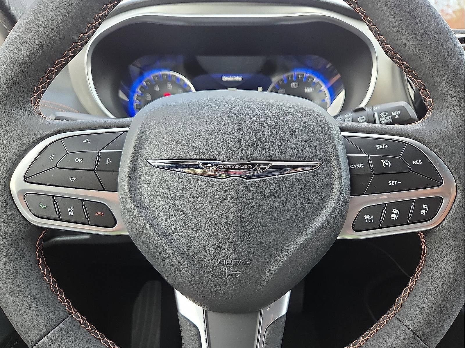 New 2026 Chrysler Pacifica Pinnacle AWD/4WD image 24