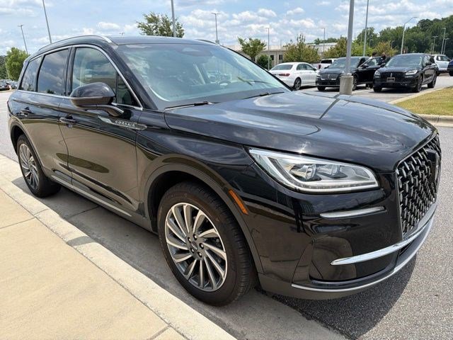 Used 2024 Lincoln Corsair Reserve w/ Equipment Group 201A FWD image 8