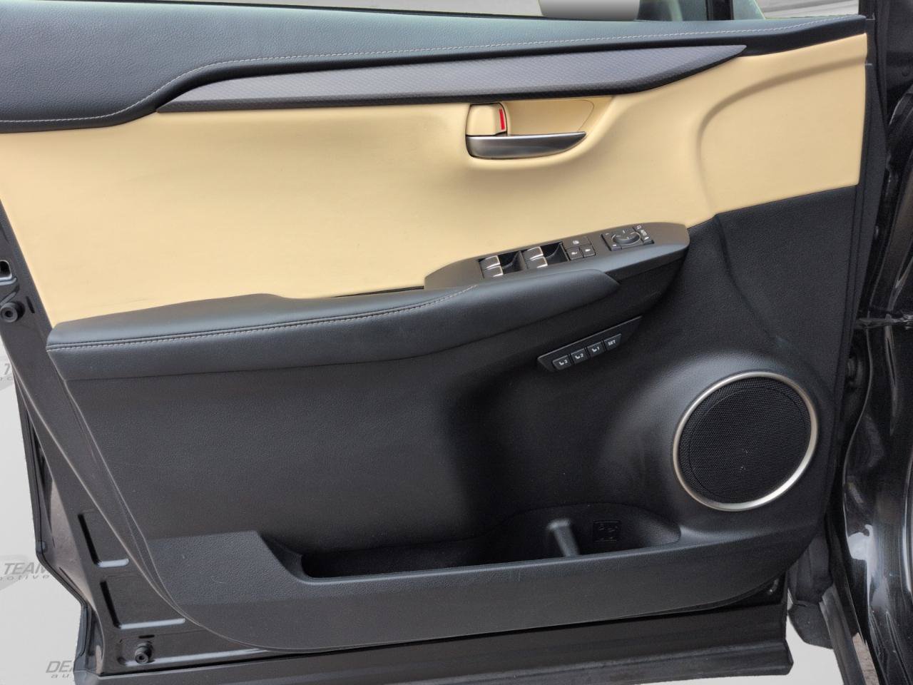 Used 2018 Lexus NX 300h AWD w/ Premium Package image 10