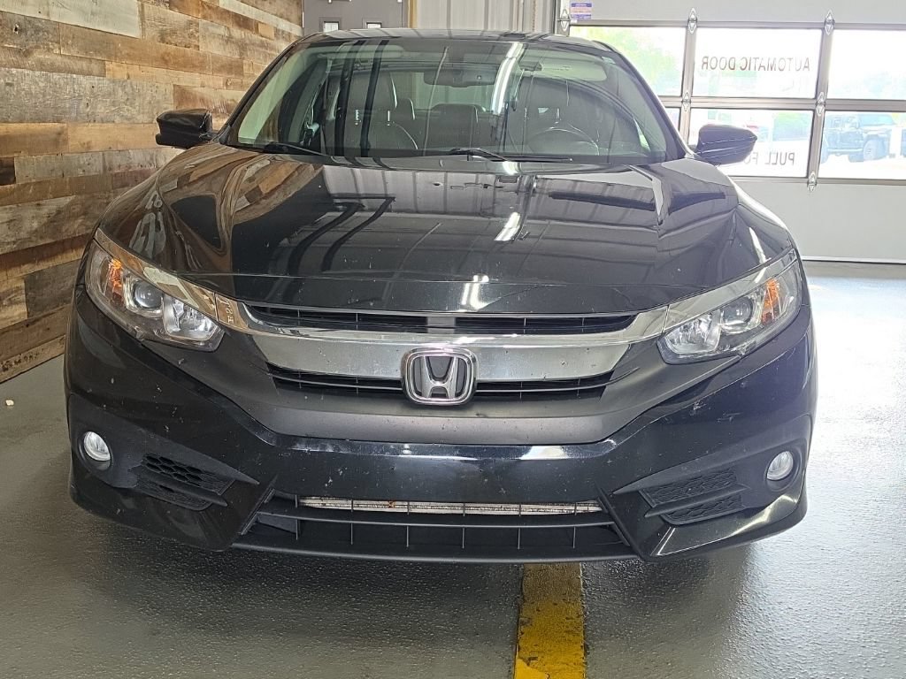 Used 2018 Honda Civic EX-L image 3