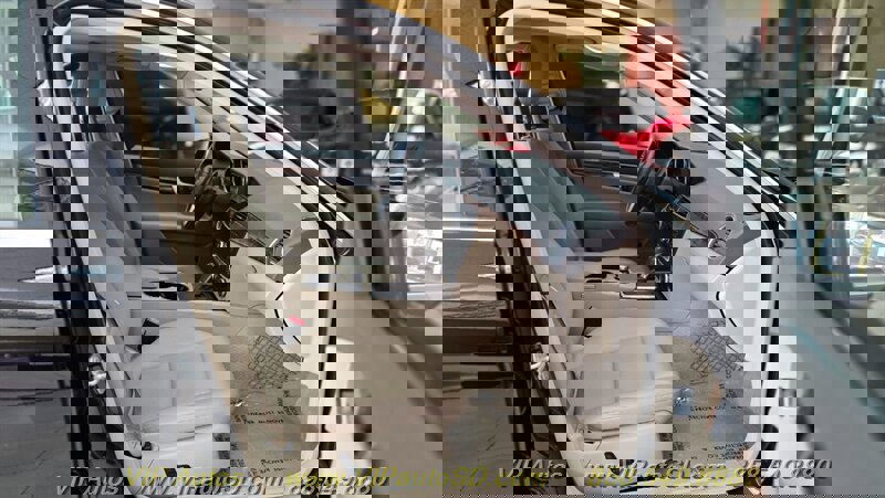 Used 2013 Mercedes-Benz C 250 Sedan image 21