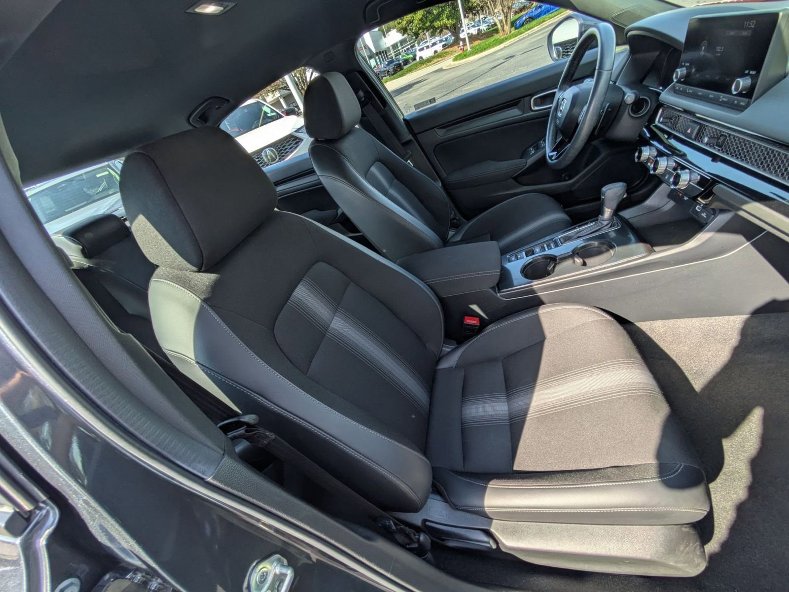 Used 2024 Honda Civic Sport image 26