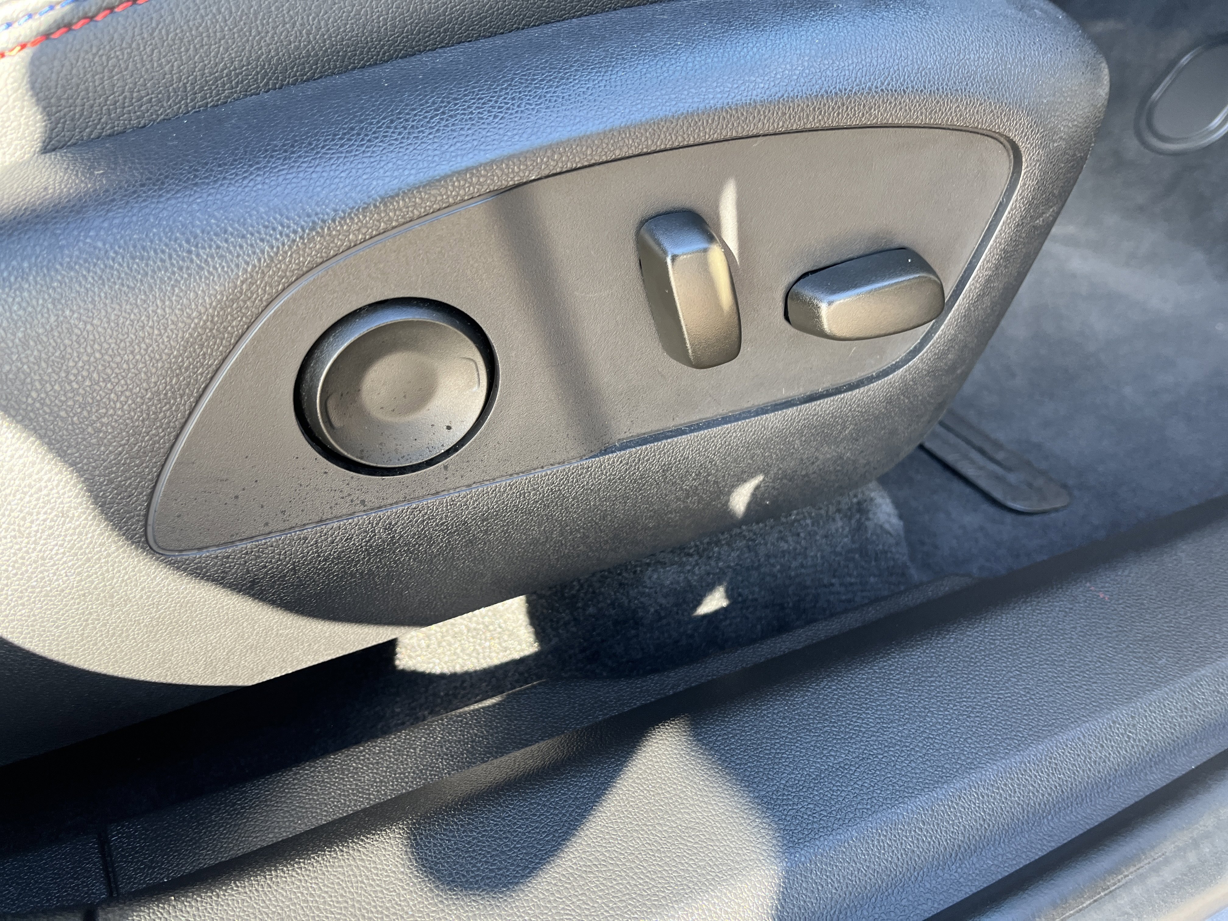 Used 2024 Chevrolet Blazer EV RS image 17