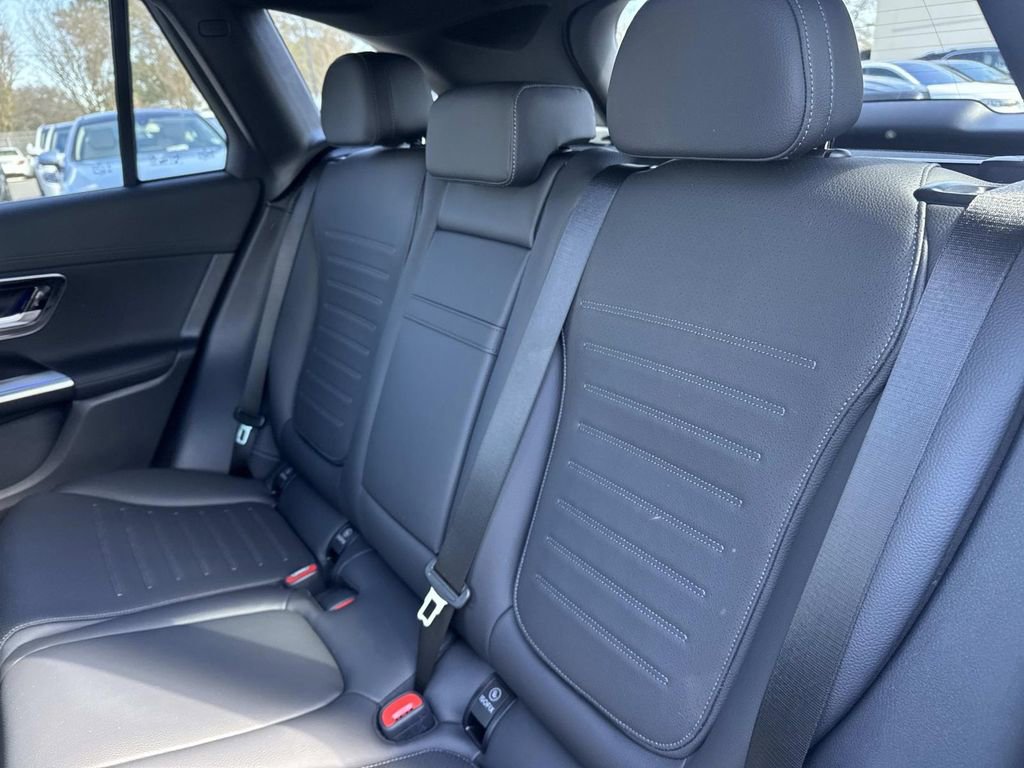 New 2026 Mercedes-Benz GLC 300 image 6
