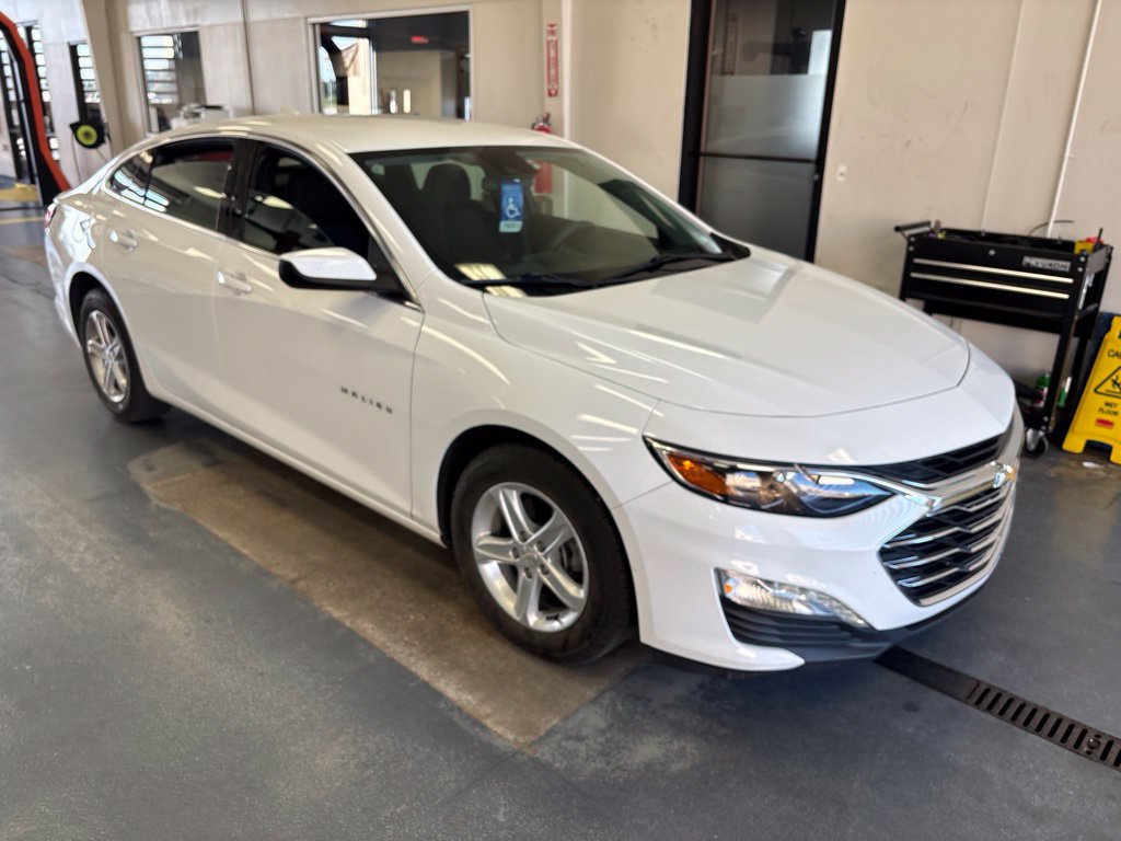 Used 2024 Chevrolet Malibu LT