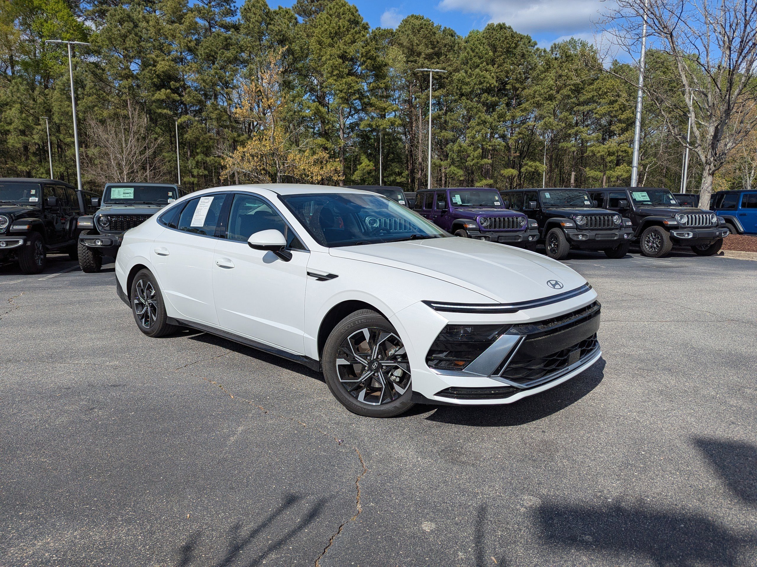 Used 2025 Hyundai Sonata SEL image 3