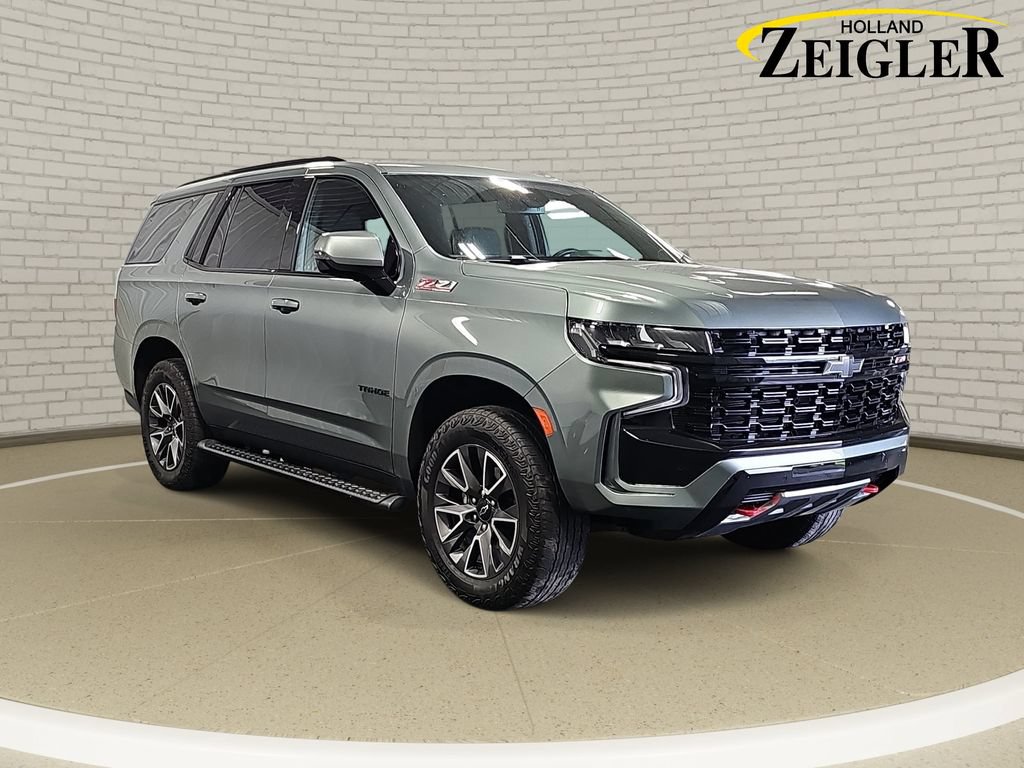 Used 2024 Chevrolet Tahoe Z71 w/ Luxury Package AWD/4WD image 3