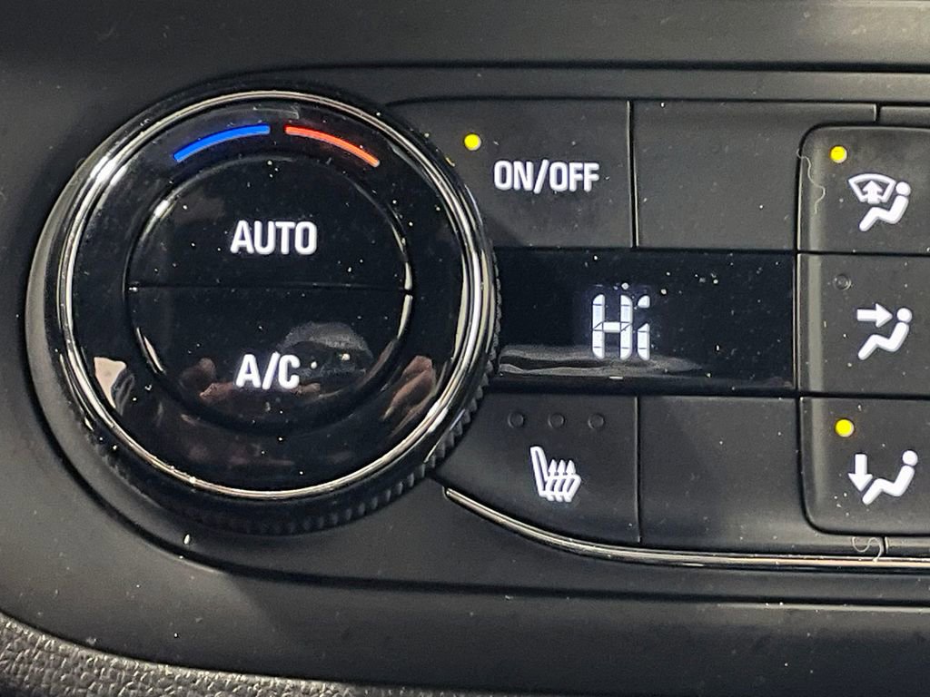 Used 2024 Buick Envista Preferred w/ Convenience I Package image 29