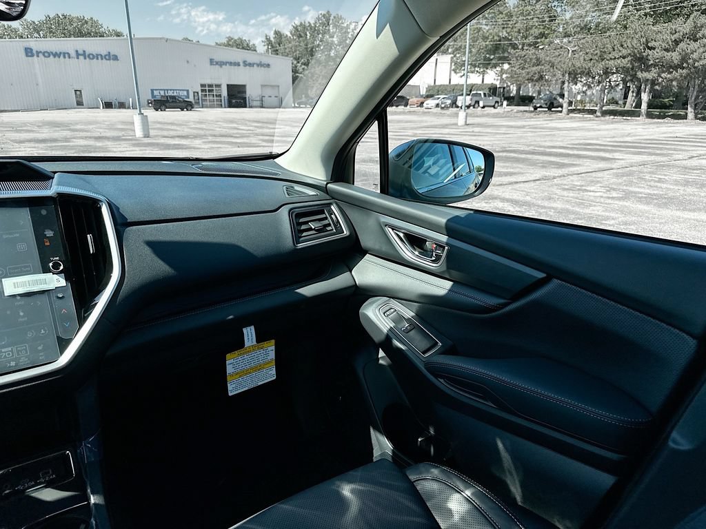 New 2026 Subaru Ascent Limited AWD/4WD image 30