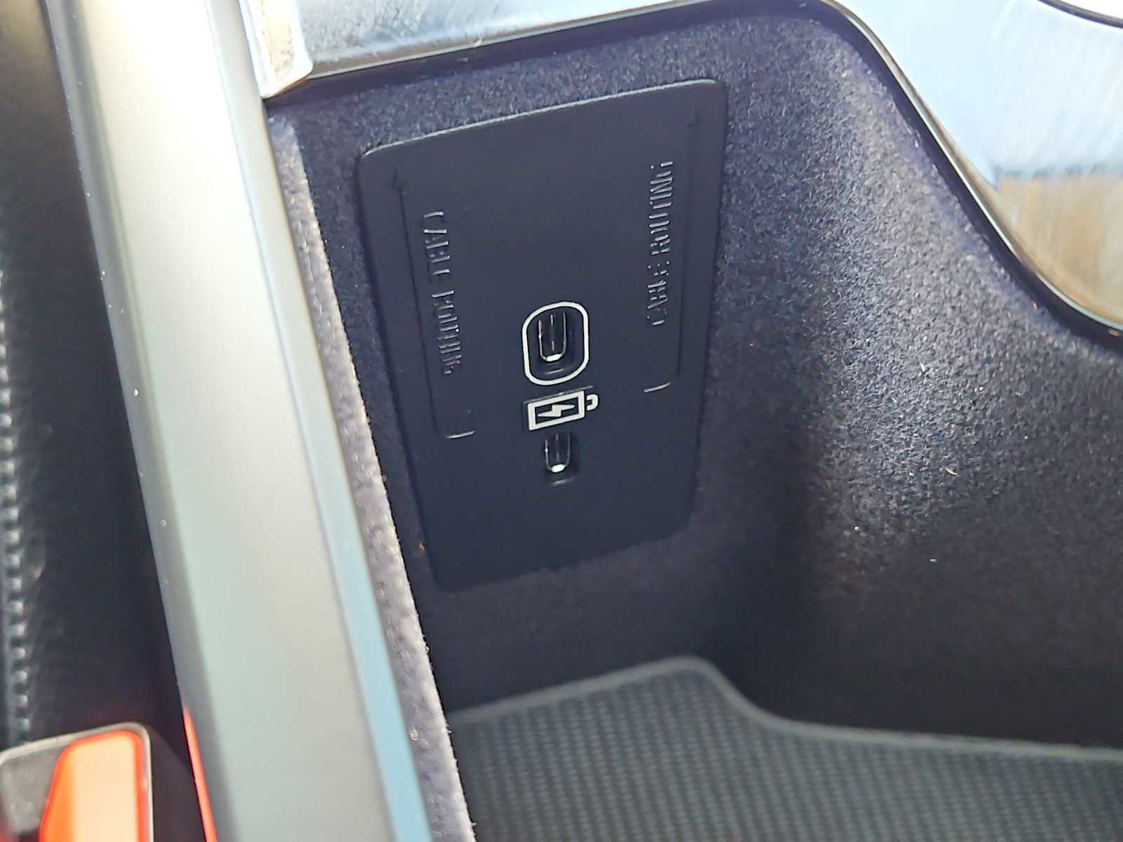 Used 2025 Volvo XC90 B6 Plus w/ Protection Package Premier AWD/4WD image 41