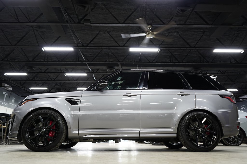 Used 2020 Land Rover Range Rover Sport SVR AWD/4WD image 2
