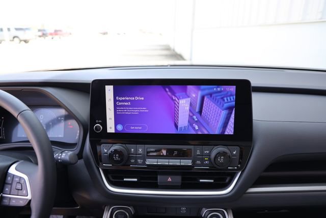 New 2026 Toyota Grand Highlander XLE image 17