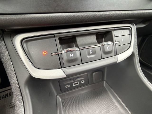 Used 2022 GMC Terrain SLE w/ Driver Convenience Package AWD/4WD image 21