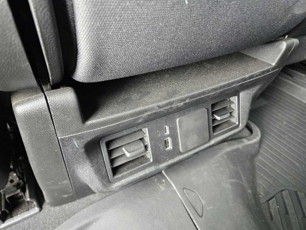 Certified 2025 Chevrolet Silverado 1500 Custom image 27