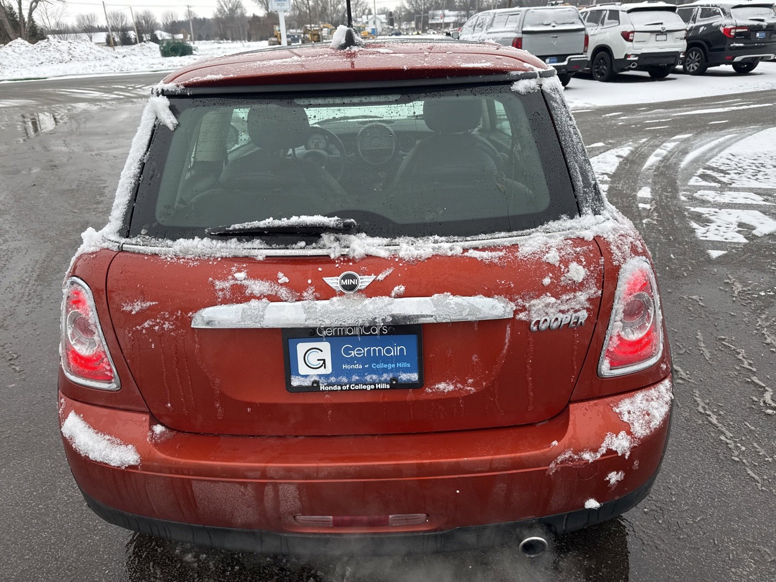 Used 2011 MINI Cooper Hardtop image 7