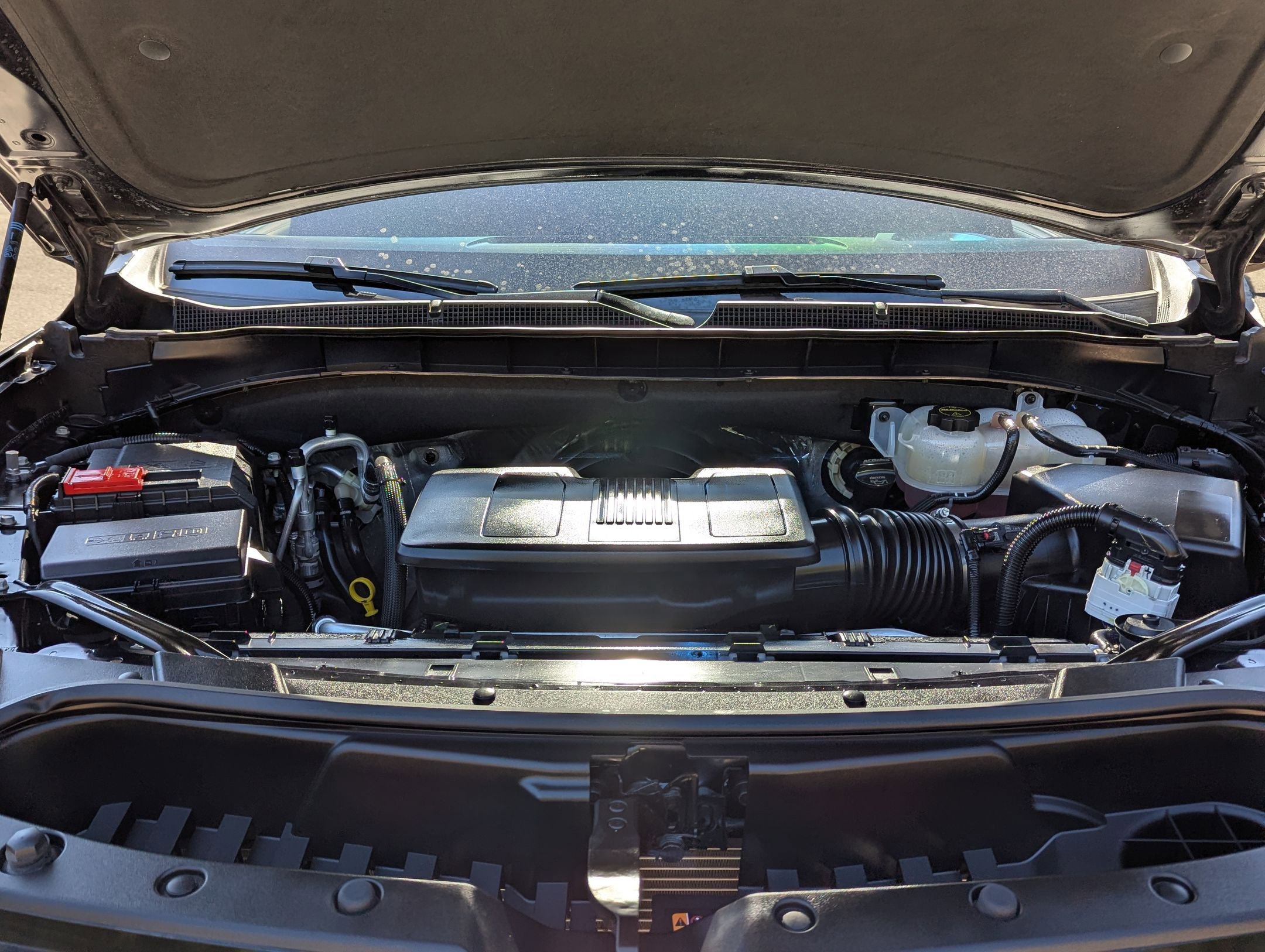 Used 2025 Chevrolet Tahoe LT image 32