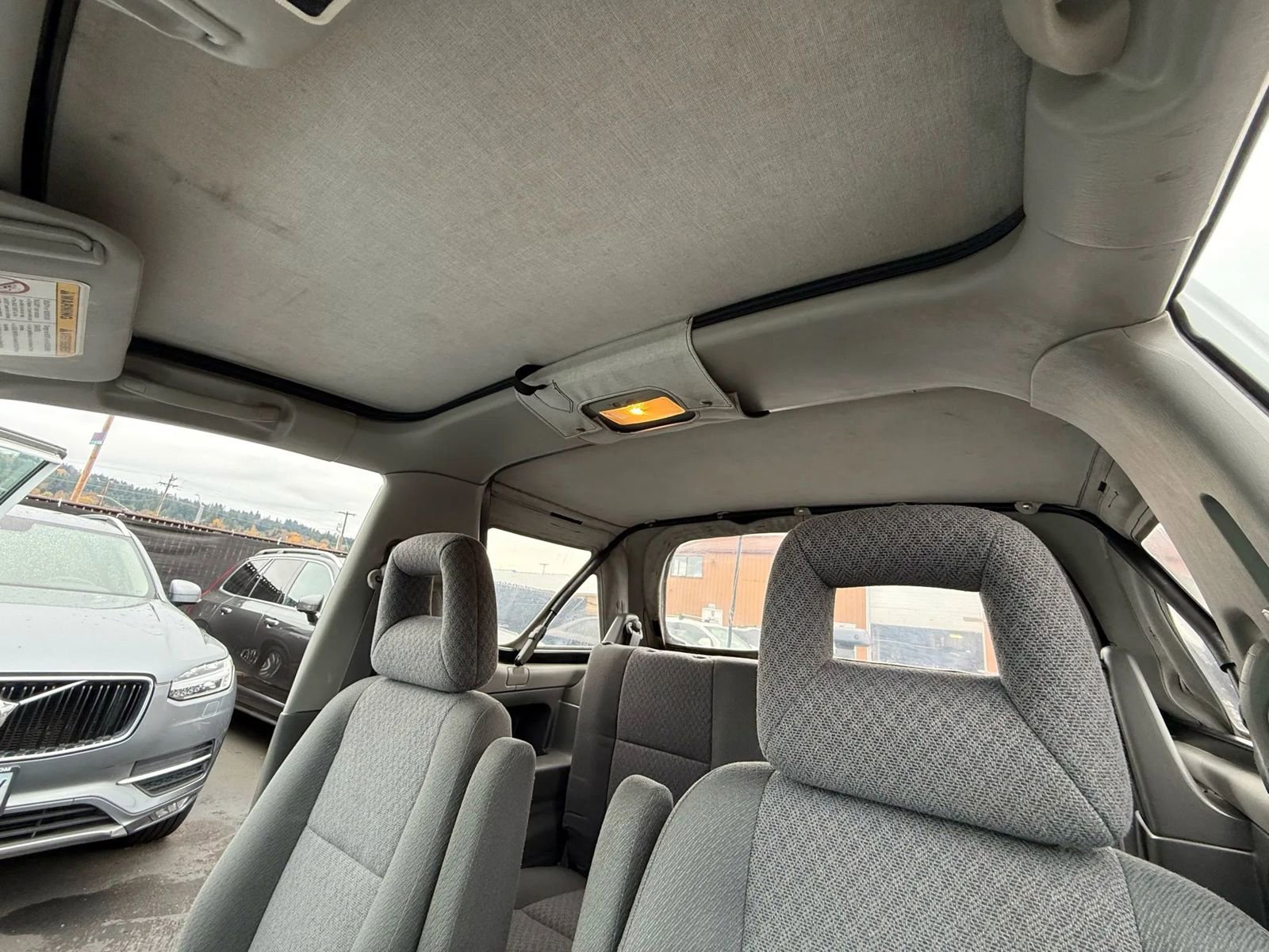 Used 2003 Chevrolet Tracker 4WD Convertible image 28