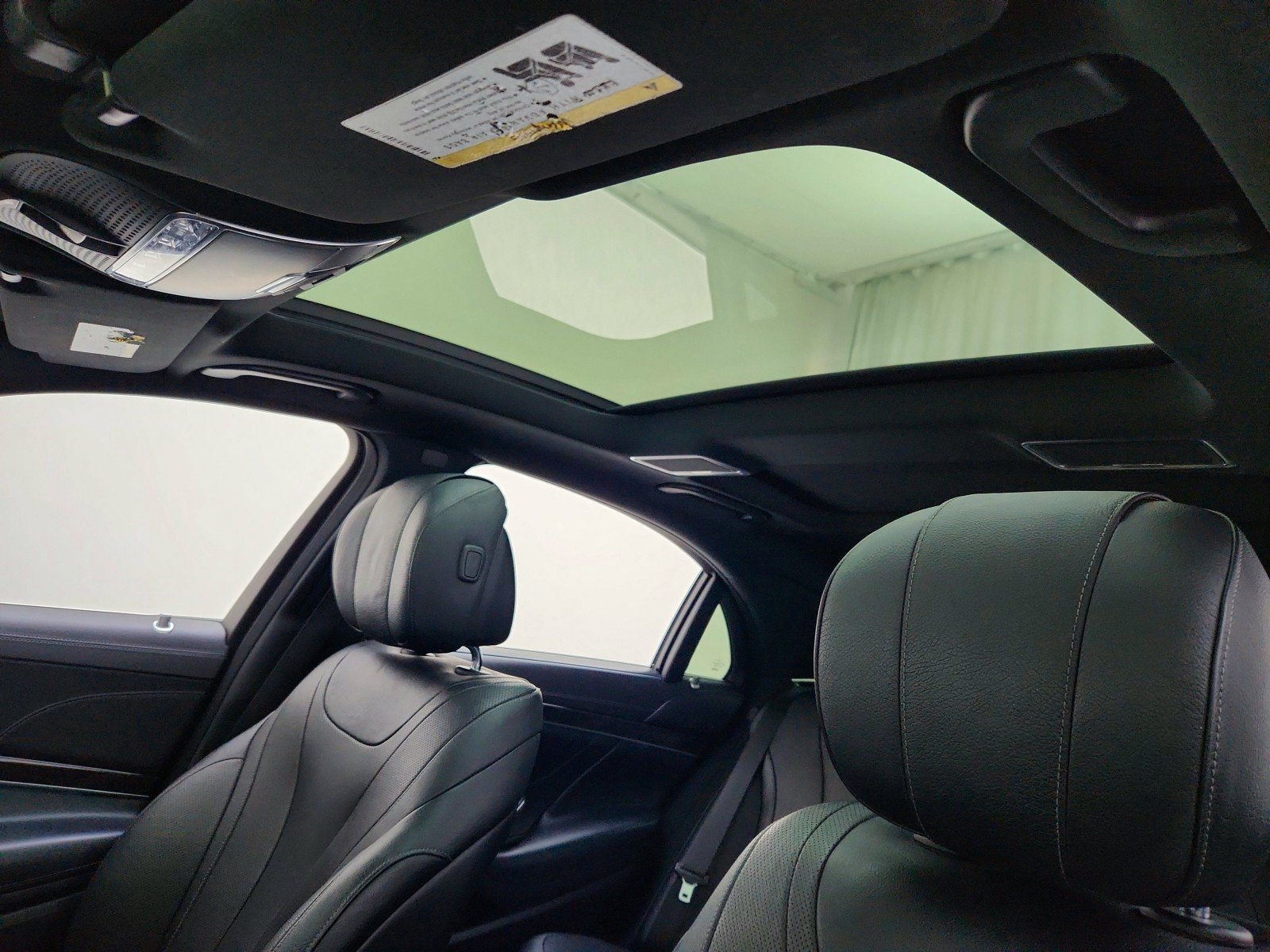 Used 2018 Mercedes-Benz S 450 Sedan image 18