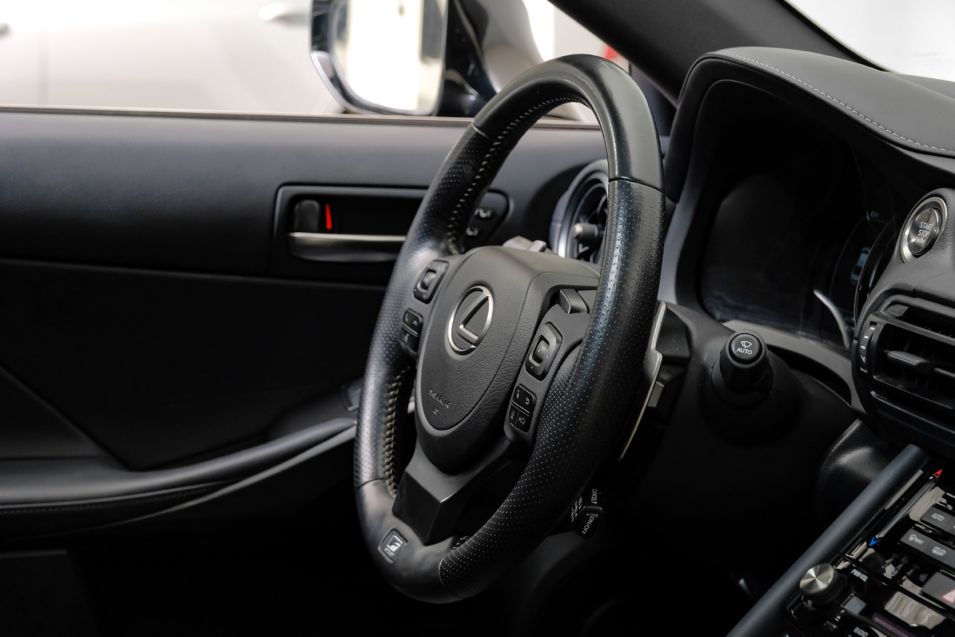 Used 2024 Lexus IS 350 F Sport w/ Navigation Package RWD image 18