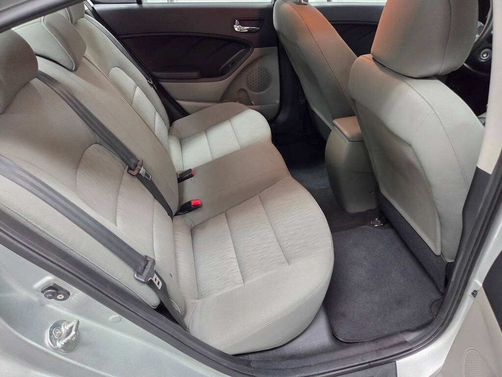 Used 2014 Kia Forte LX FWD image 22