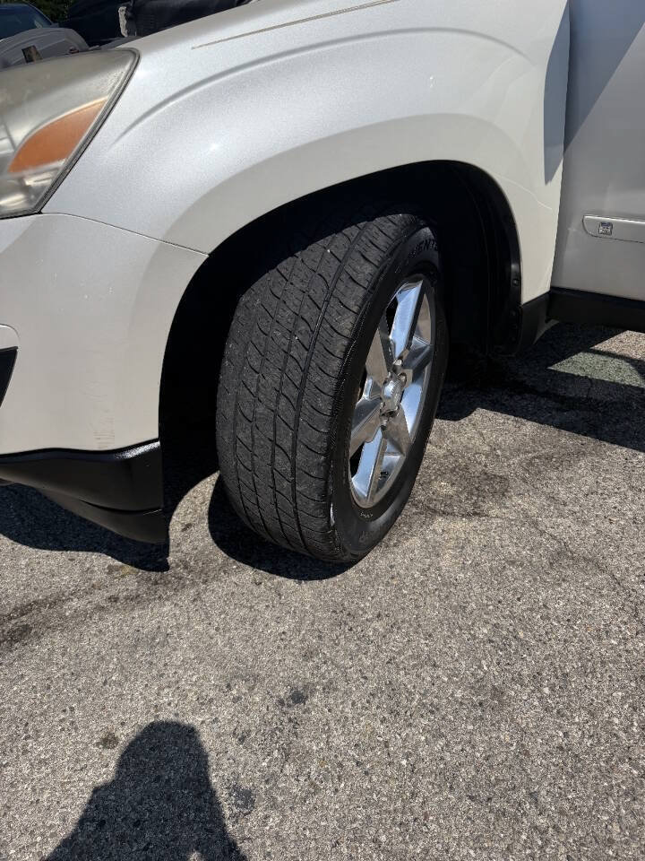 Used 2008 Saturn Outlook XR w/ Premium Trim Package FWD image 24