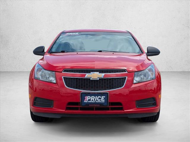 Used 2014 Chevrolet Cruze LS image 2
