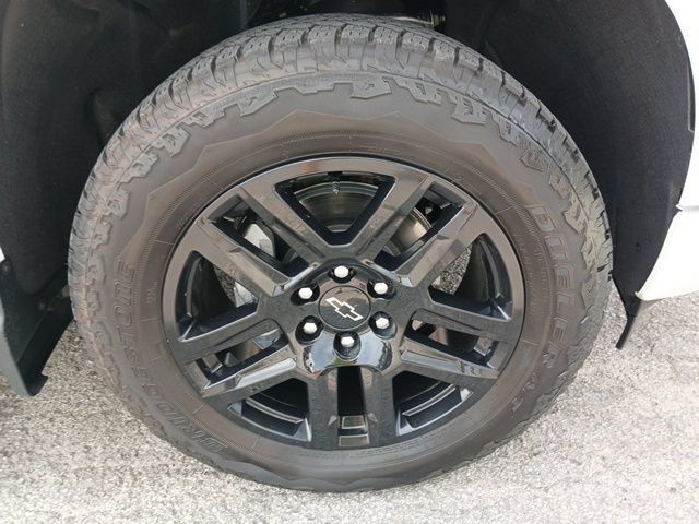 Used 2025 Chevrolet Silverado 1500 Custom RWD image 54