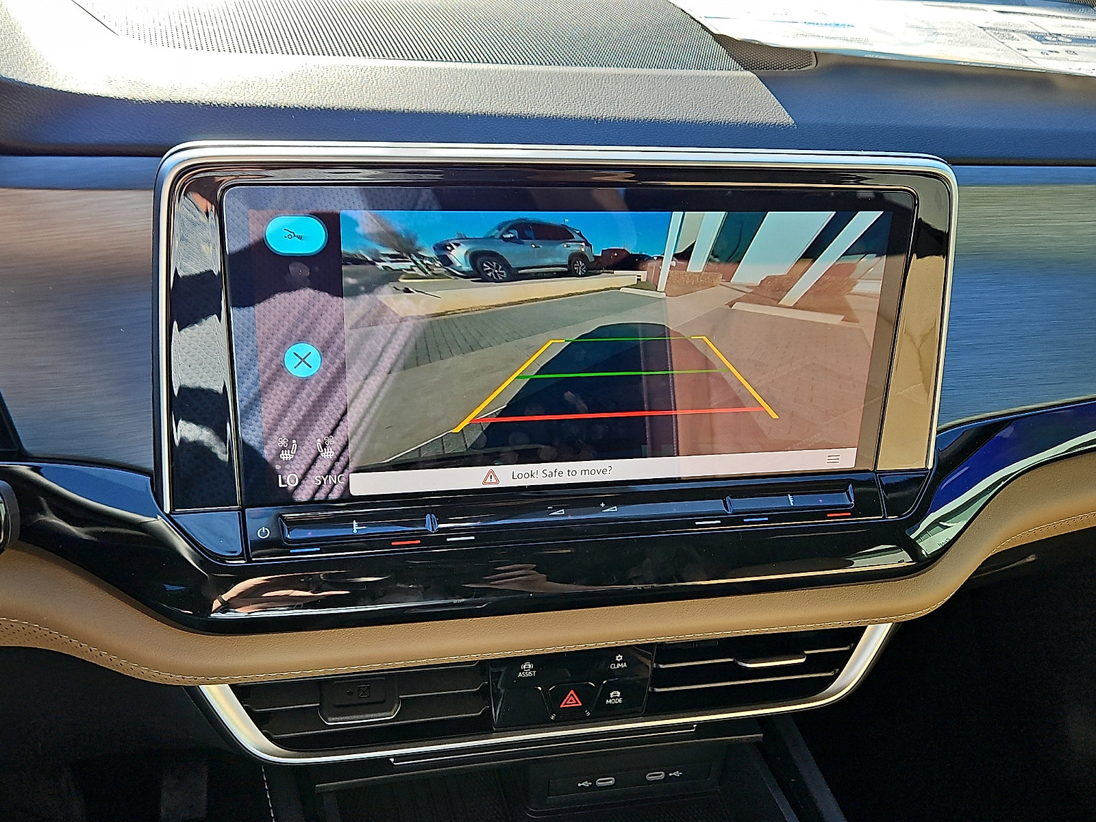 New 2026 Volkswagen Atlas Cross Sport SE image 16