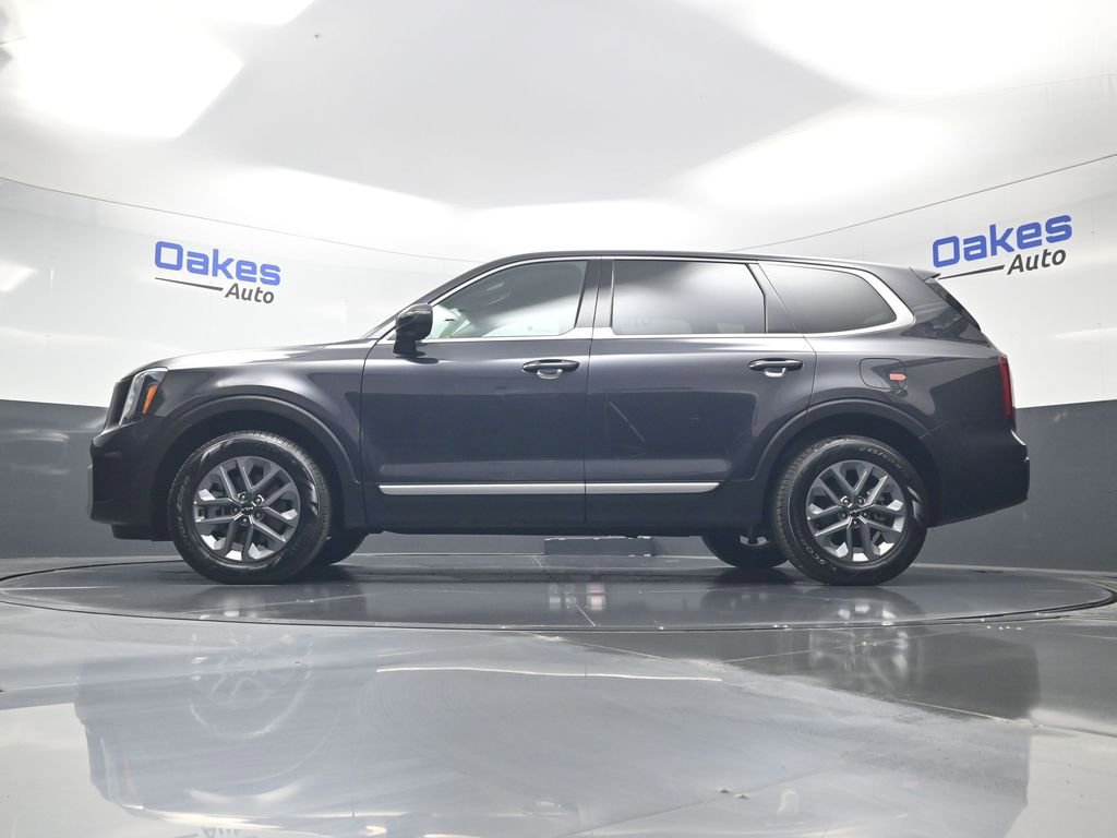 Certified 2025 Kia Telluride LX FWD image 42