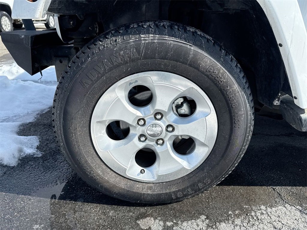 Used 2014 Jeep Wrangler Unlimited Sahara image 6