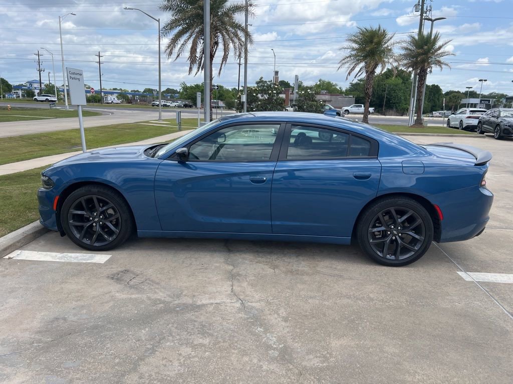 Used 2023 Dodge Charger SXT w/ Blacktop Package image 2