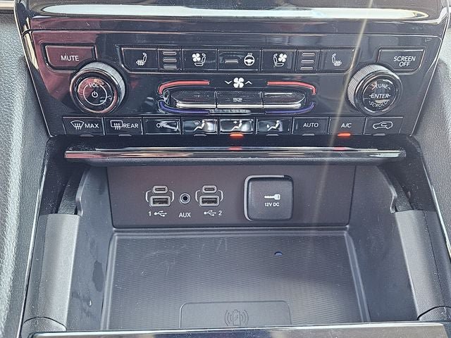 Used 2023 Jeep Grand Cherokee Limited w/ Luxury Tech Group II AWD/4WD image 22