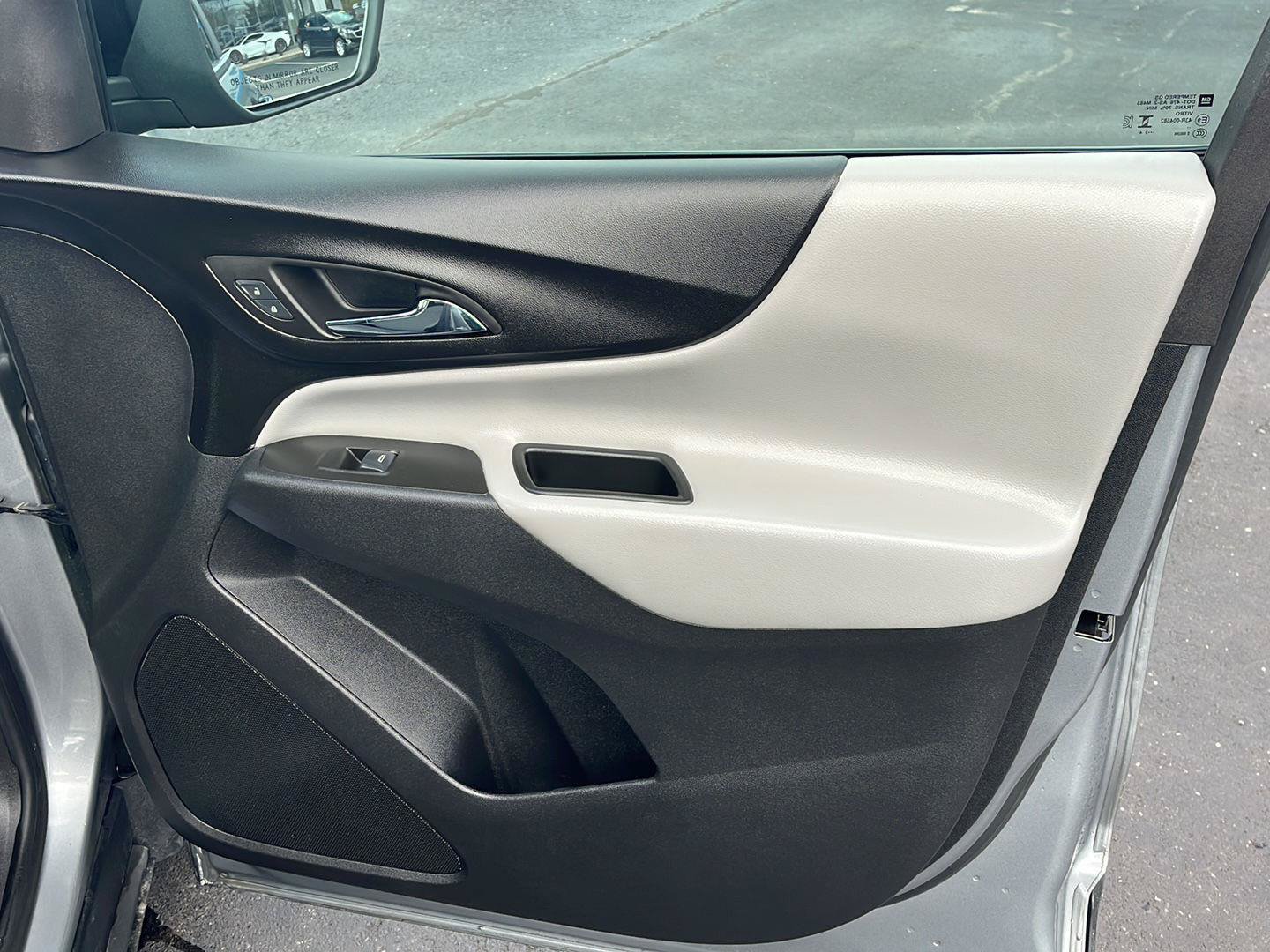 Used 2024 Chevrolet Equinox LS w/ LS Convenience Package FWD image 27