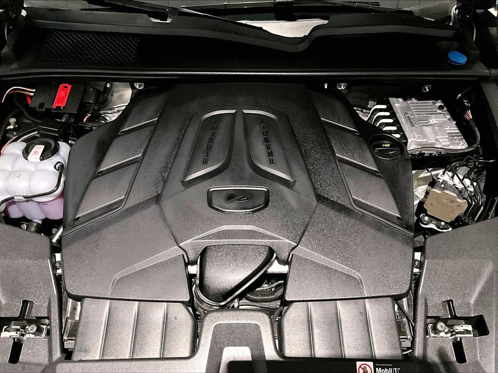 Used 2026 Porsche Cayenne image 24