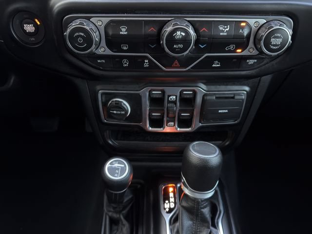 Used 2023 Jeep Gladiator Sport AWD/4WD image 19