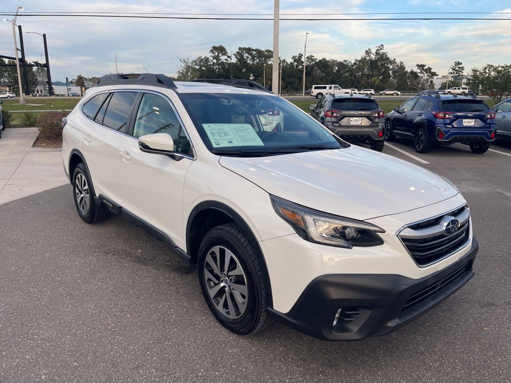 Certified 2022 Subaru Outback Premium image 3