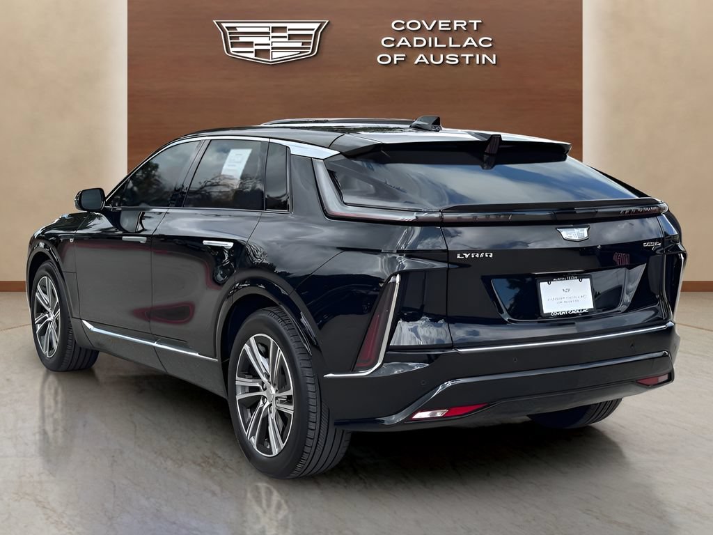 Certified 2024 Cadillac Lyriq Luxury AWD/4WD image 5