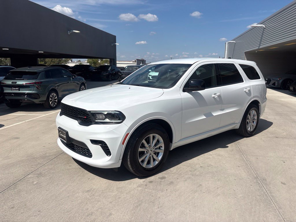 Used 2025 Dodge Durango GT RWD image 2