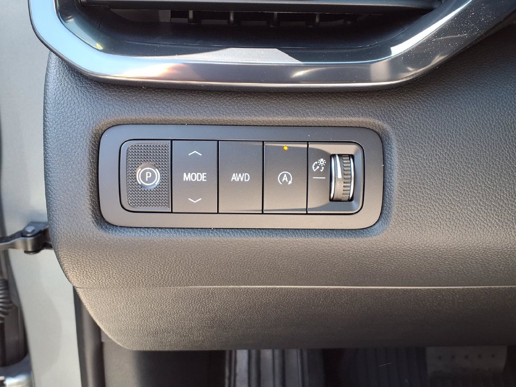 New 2027 GMC Acadia AT4 w/ Luxury Package AWD/4WD image 16