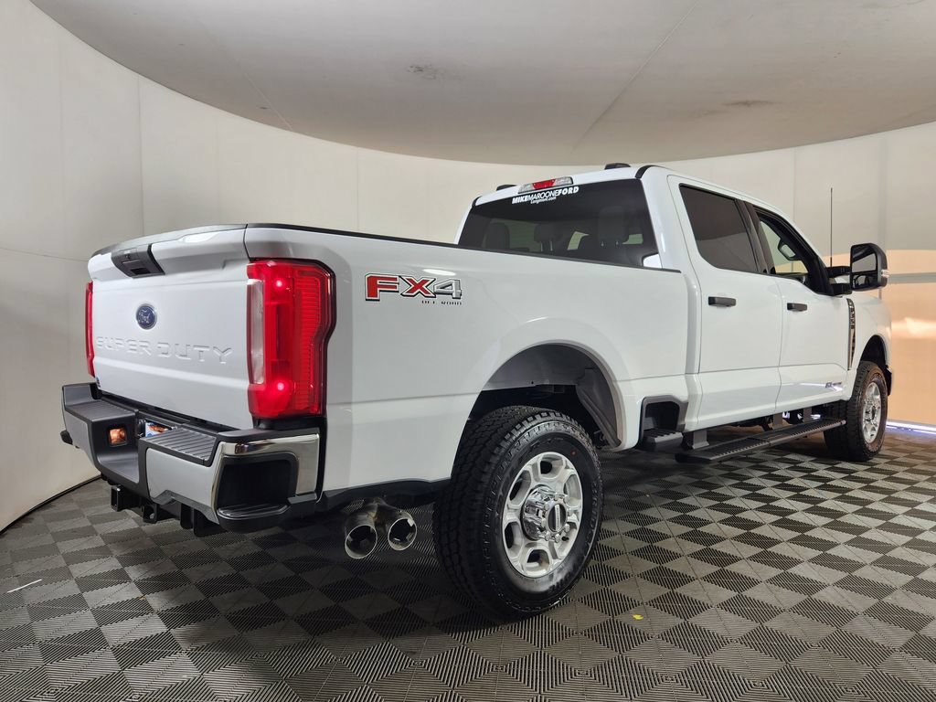 New 2026 Ford F350 XLT w/ FX4 Off-Road Package AWD/4WD image 7
