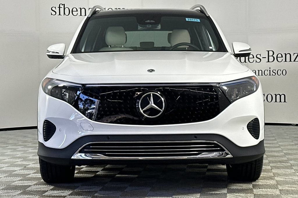 Certified 2025 Mercedes-Benz EQB 250+ image 11
