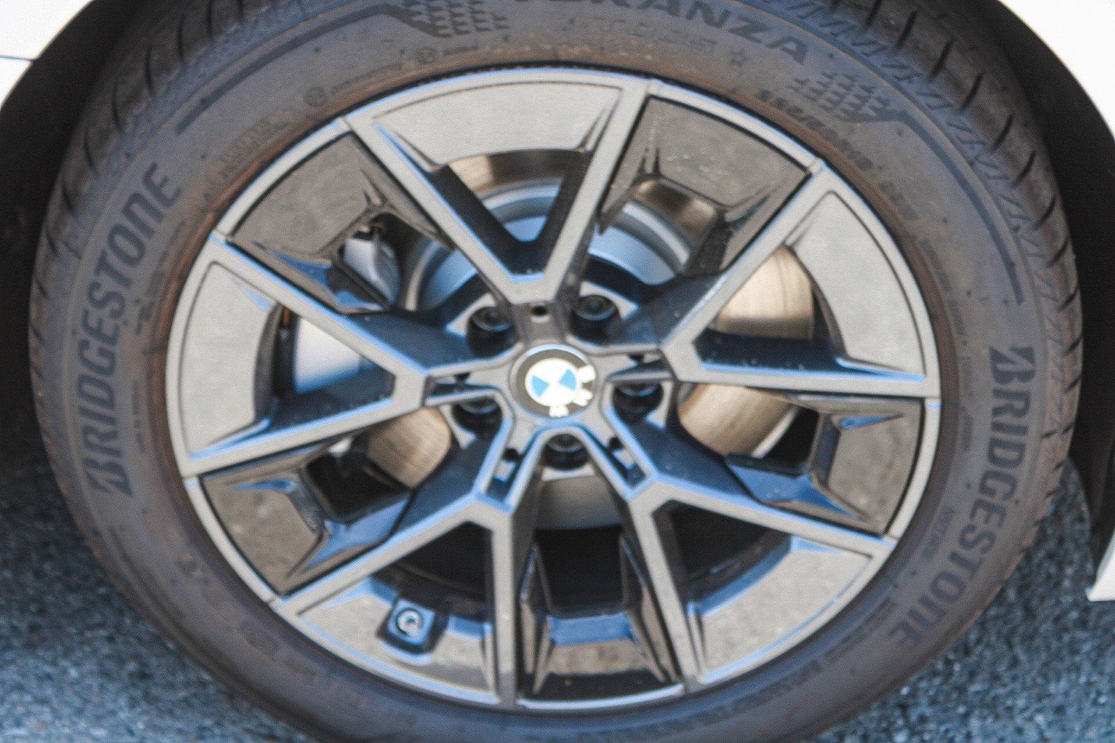 New 2026 BMW i4 xDrive40i w/ Premium Package AWD/4WD image 10